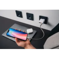 Ładowarka sieciowa Verbatim 4w1 GaN Charger 30W 49701 - 1x USB-C, 3x USB-A, Biała