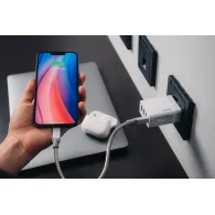 Ładowarka sieciowa Verbatim 4w1 GaN Charger 30W 49701 - 1x USB-C, 3x USB-A, Biała