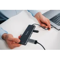 Replikator portów Verbatim USB-C Pro CMH-13 32153 - 4x USB-A 3.2, 2x USB-A 2.0, 2x USB-C 3.2 Gen 2, 2x HDMI, DP, Audio, RJ45