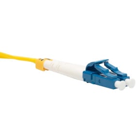 Patchcord  światłowodowy Emiter EM, 21B-LC, UPC-LC, UPC-2M - zdjęcie poglądowe 1