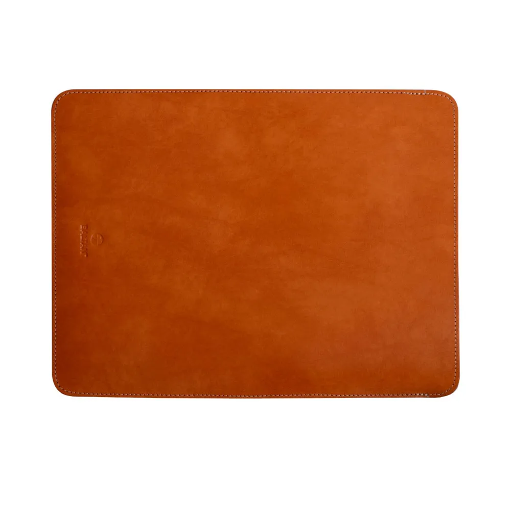 Etui na laptopa Baltan Slevve Premium BALT-SLV-004-01 do MacBook Air 13 M1, M2, Pro 13, Skóra, Brązowe | Sklep ITnes.pl, IT for BUSINESS