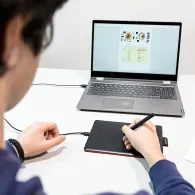 Tablet graficzny Wacom One Small CTL-472N, A6, Czary, Czerwony | Sklep ITnes.pl, IT for BUSINESS